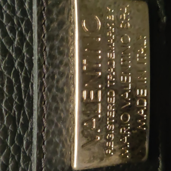 Valentino by Mario Women's gorgeous crossbody bag - Picture 8 of 15